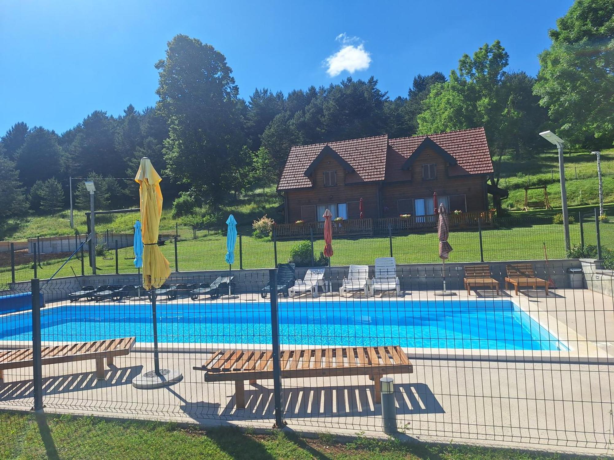 Planinske Kuce Good Night Villa Donji Babin Potok Екстериор снимка